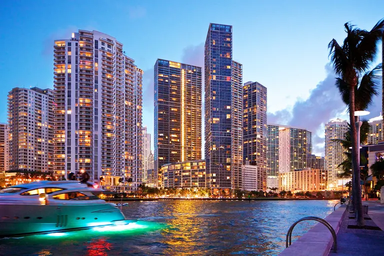 Electrician in Downtown Miami FL